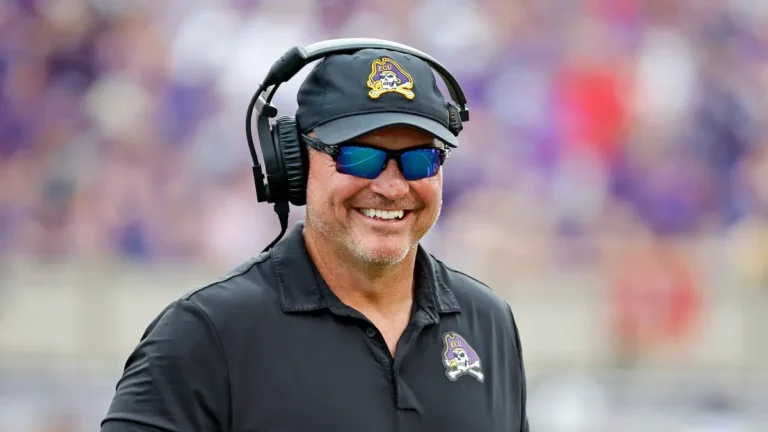 East-Carolina-head-coach-Mike-Houston-1