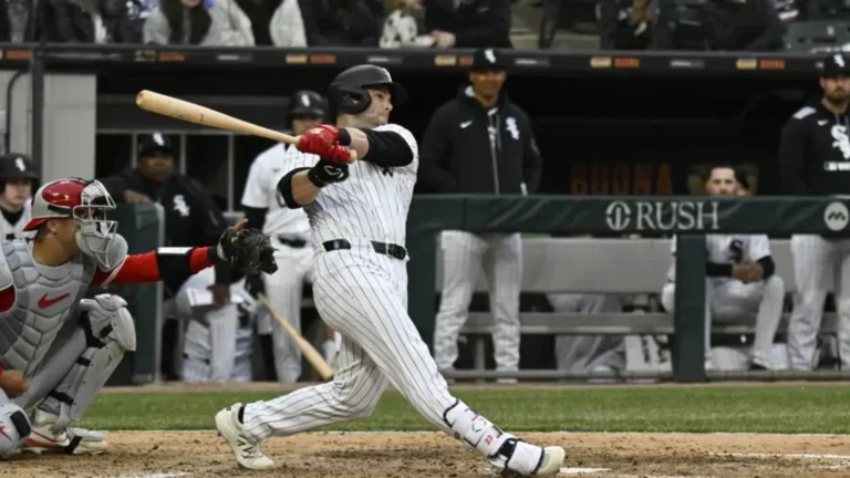 White Sox Dominate Opening Day with Explosive 8-1 Victory