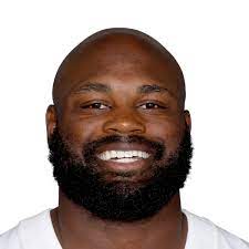 “Backfield Déjà Vu: Bears Eye Reunion with Forgotten Runner”….